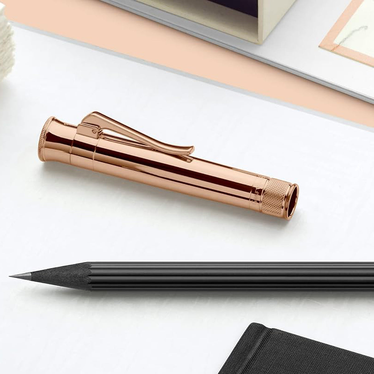 Graf Von Faber Castell Lápiz perfecto rose gold