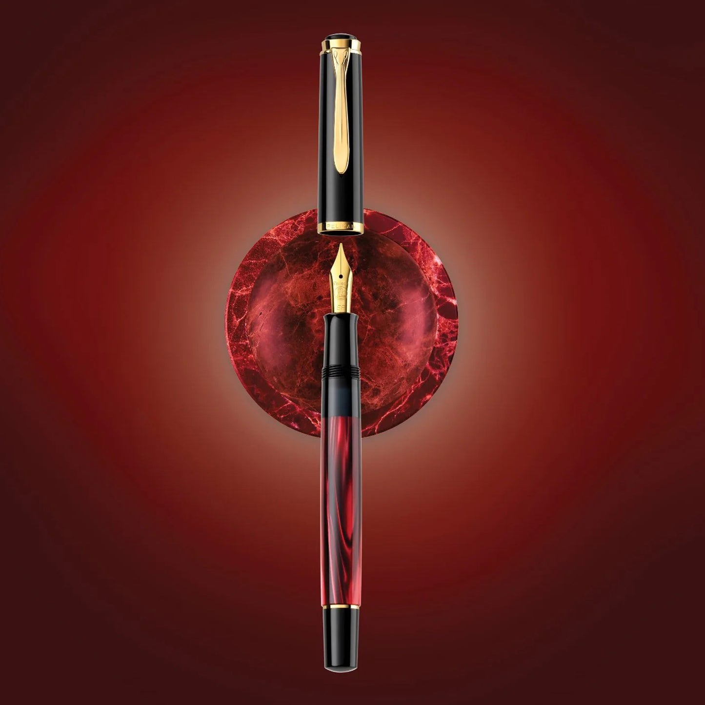 Pluma fuente Pelikan M200 Classic Red marbled